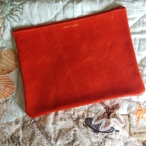 Tracy Tanner Distressed Leather Large Bag Pouch.